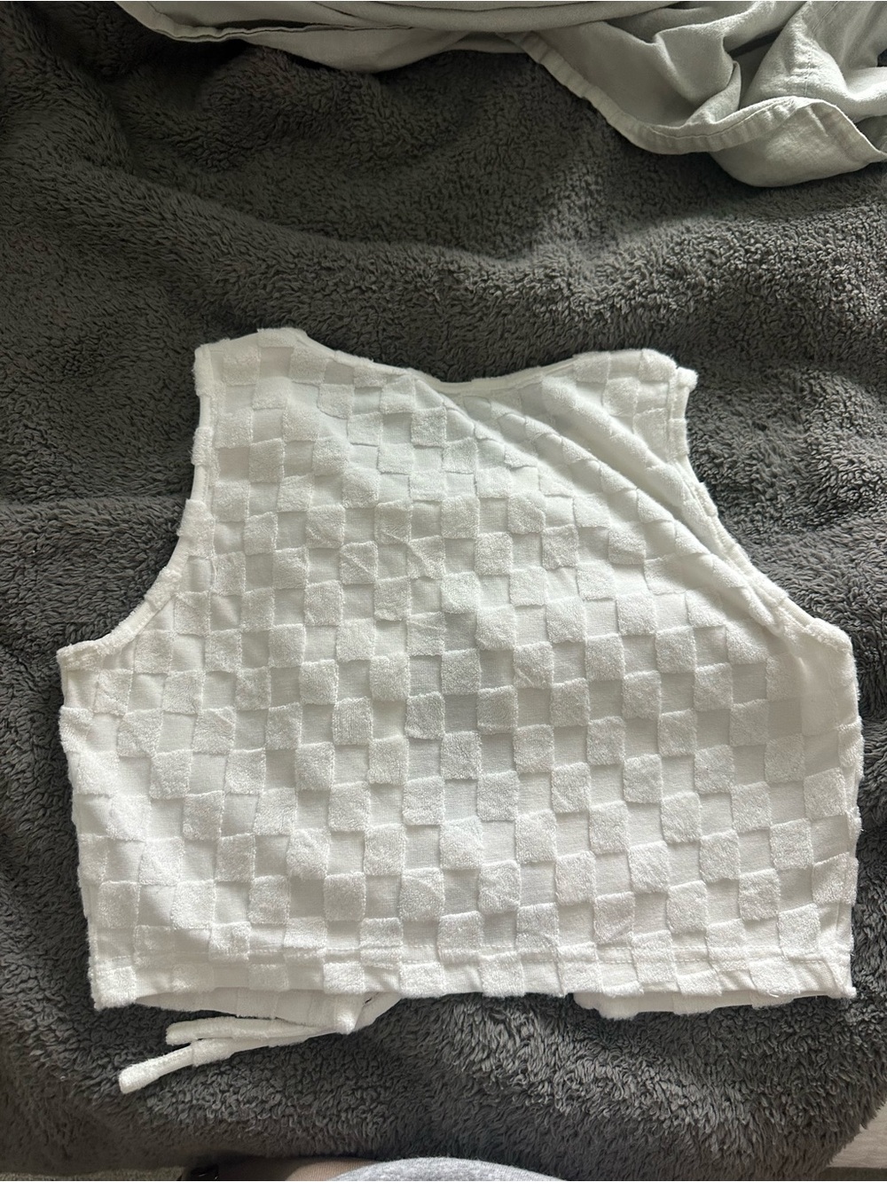 Princess Polly White Crop Tank - Picture 4 of 4
